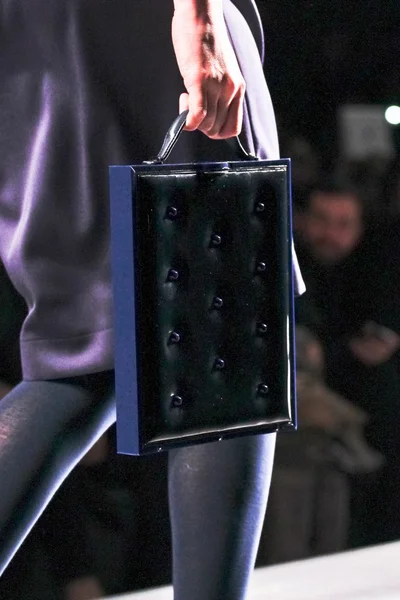 Look 29